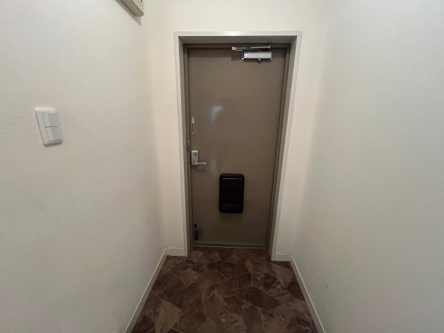 アスカサンハイムの玄関