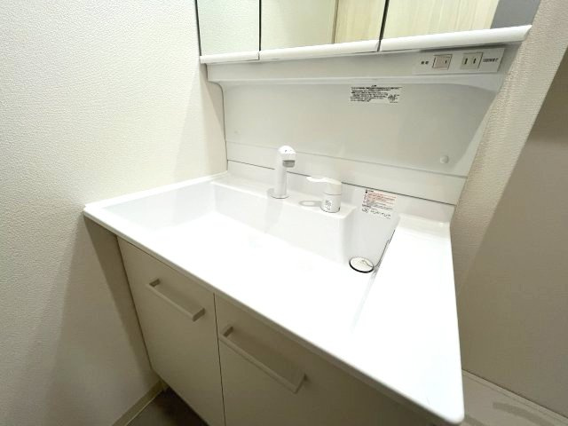 Ｓｏｌｅｉｌ萱島東の独立洗面台