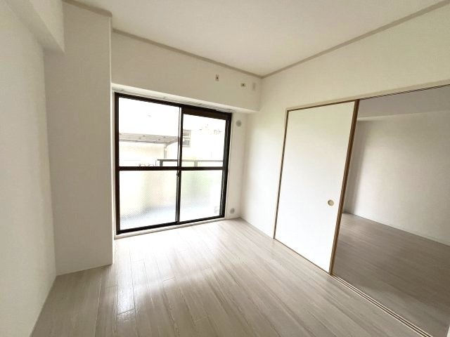 PLUM CITY RESIDENCE NEYAGAWA(ジュネスFUJI)の洋室