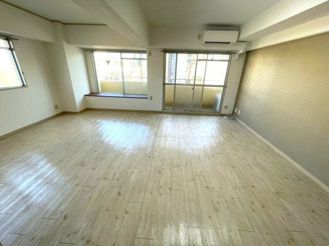 ブランドールMⅢの居間・リビング|イメージとして同建物他部屋を表示しています