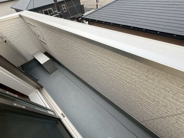 ソレイユビセレクト法蓮町Ⅳのバルコニー