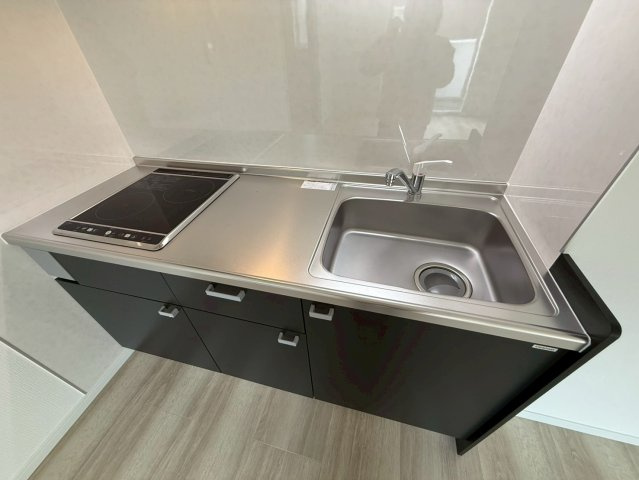 ソレイユビセレクト法蓮町Ⅳのキッチン