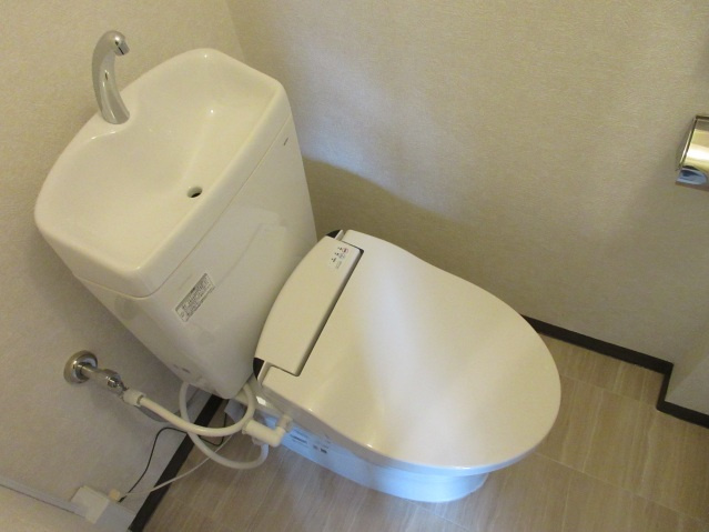 出汐ビルのトイレ