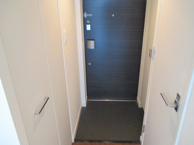 【玄関】 | メインステージ新大阪 | 玄関です