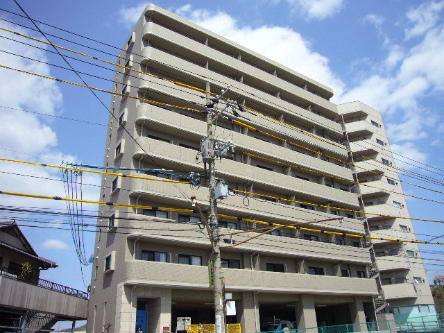 パークヒルズ天神川の外観