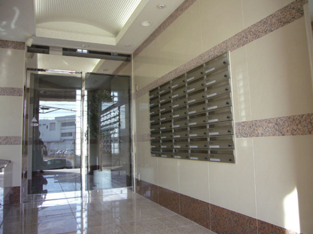 パークヒルズ天神川のエントランス