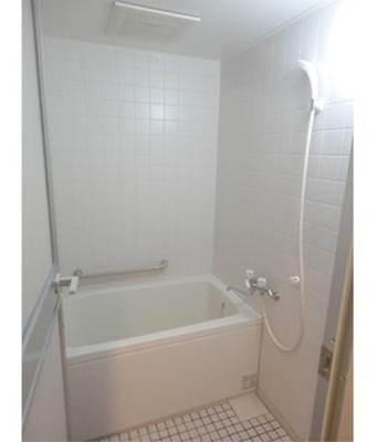【浴室】 | グランドアベニュー | ※別号室の参考画像