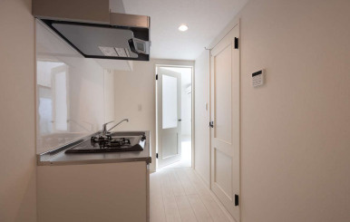 川崎市多摩区三田２丁目のアパートのキッチン