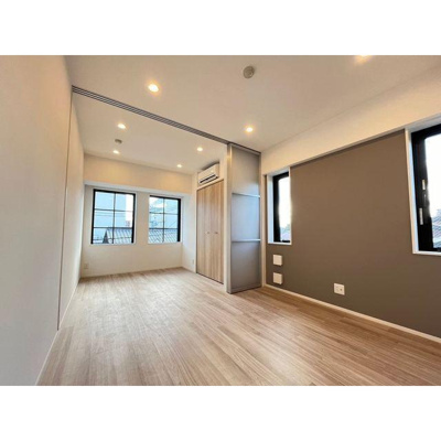 【居間・リビング】 | STANDZ京都駅西