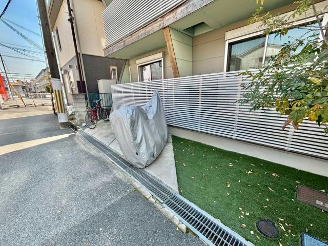 ブロンテ加古川の駐車場