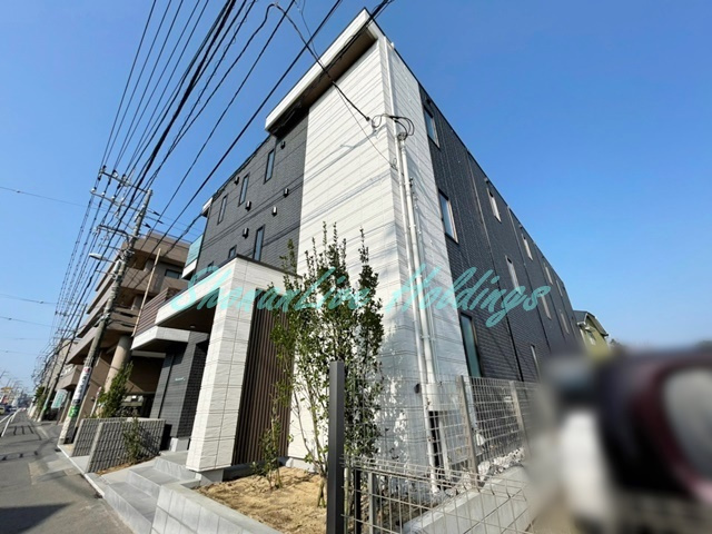 茅ヶ崎市小和田２丁目の賃貸マンションの外観