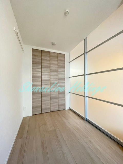 茅ヶ崎市小和田２丁目の賃貸マンションの洋室