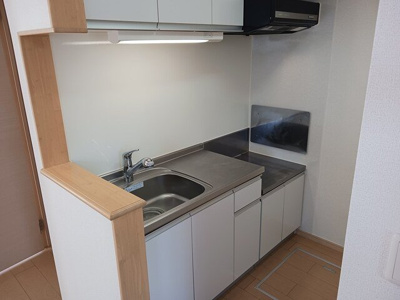 【キッチン】 | サン・カレントＢ | キッチンです