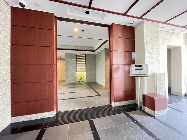 【エントランス】 | コスモ長尾リバーフォルム