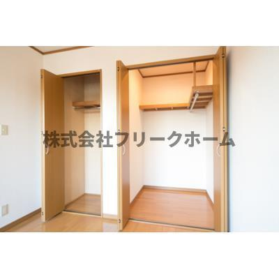 三鷹市牟礼５丁目の賃貸マンションの収納