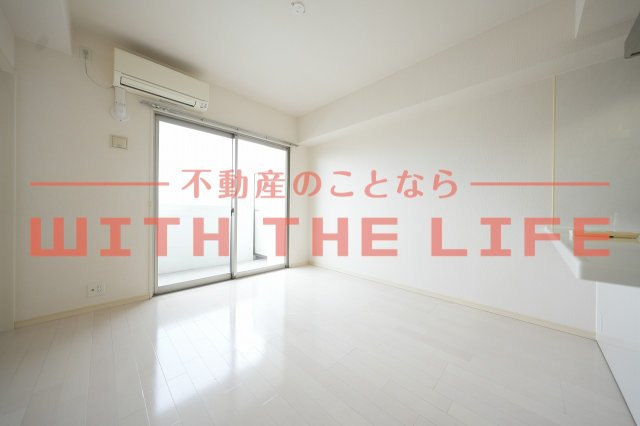 エトランゼ東櫛原15【キャッシュバック対象物件】の洋室|きれいな内装です