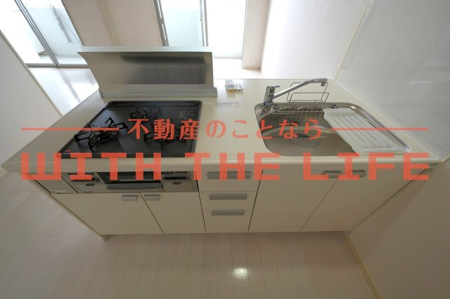 エトランゼ東櫛原15【キャッシュバック対象物件】のキッチン|お料理しやすいキッチンです