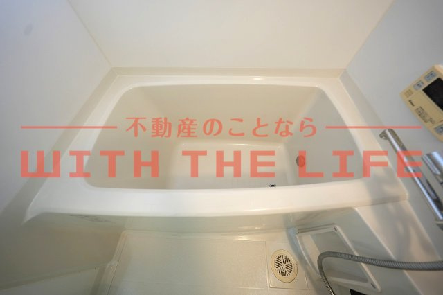 エトランゼ東櫛原15【キャッシュバック対象物件】の浴室|きれいなお風呂です
