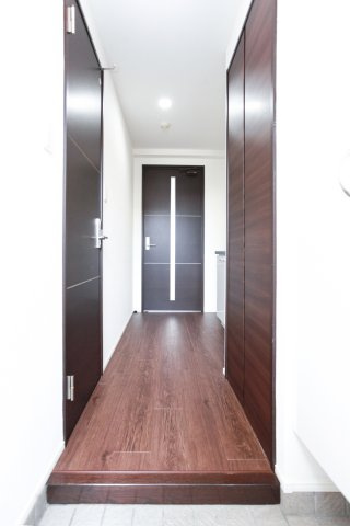 サヴォイ博多エレメンツ　7階の玄関|別号室のものになります。現状優先。
