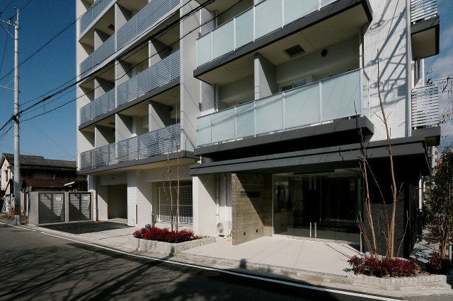 サヴォイ博多エレメンツ　7階のエントランス