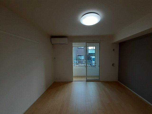 ヴィラ　メリオールの居間・リビング