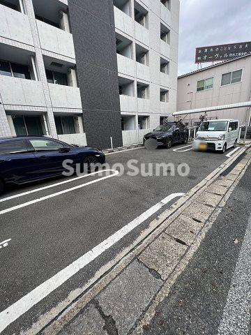 COCOLAULEAの駐車場|駐車場です