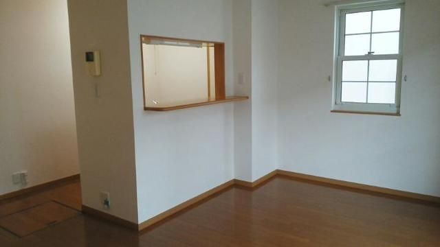 オンブラージュ　Ⅰ　　刈谷市近郊の賃貸はクラスホーム刈谷店の居間・リビング