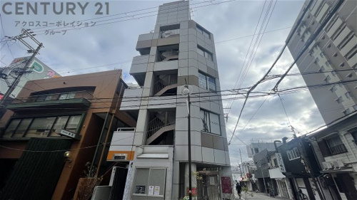 エレベーター付きで高層階も楽々♪