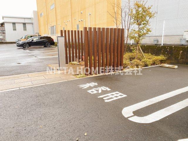 シャーメゾン雅の駐車場|来客駐車場も完備◎