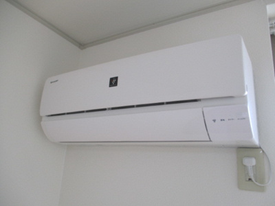 【設備】 | クローバーハイム | エアコン付きで年中快適です