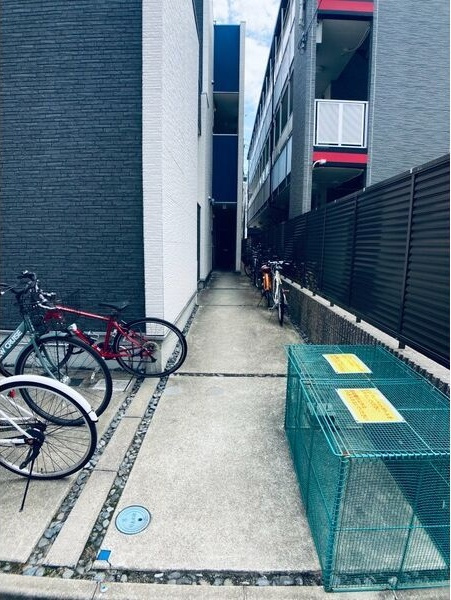 stage志賀本通のエントランス