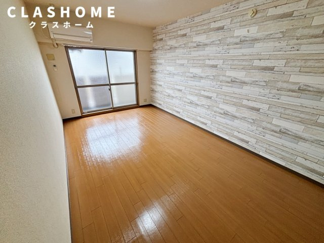 フォーワードハイツ知立　　刈谷市近郊の賃貸はクラスホームの居間・リビング|同物件の別部屋になります。