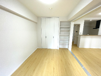 コアマンション神屋町の洋室