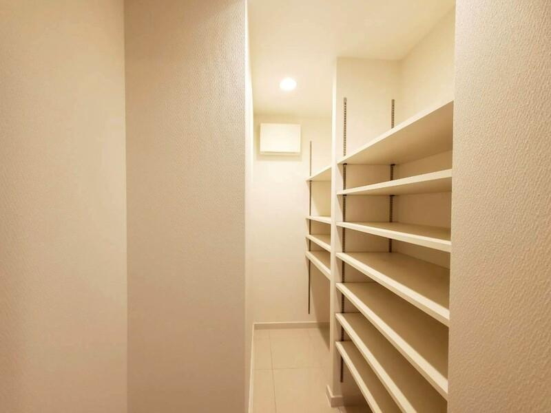 ロイヤルガーデンはりまや町の収納