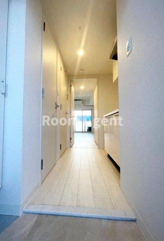 エスリード新栄マルスの玄関