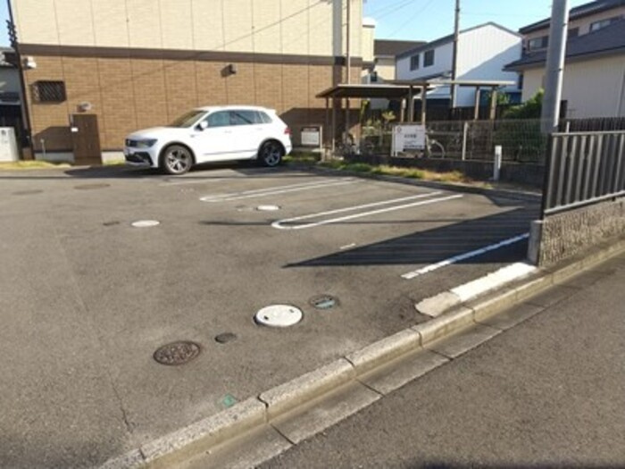 Ｃｉｅｌ　　刈谷市近郊の賃貸はクラスホーム刈谷店の駐車場