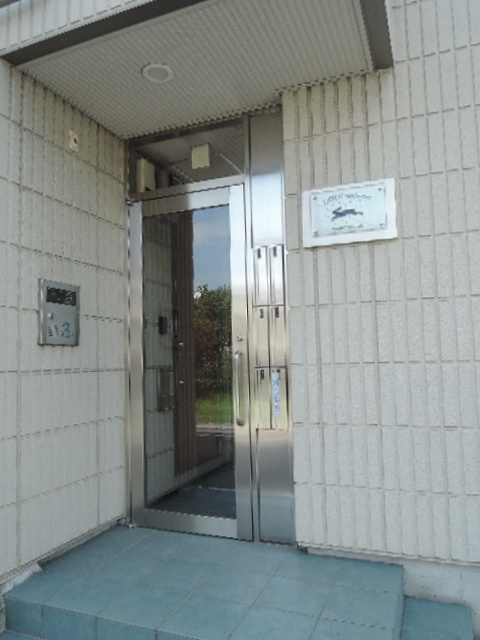 ＬＡＰＩＮ堀ノ内のロビー|オートロック付エントランス