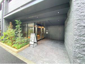 ザ・パークハビオ目黒レジデンスのエントランス