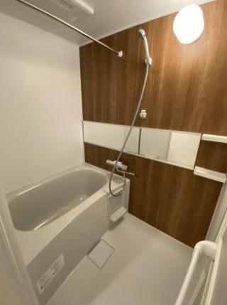 【浴室】 | ※同ハウスメーカー施工の類似物件参考写真です