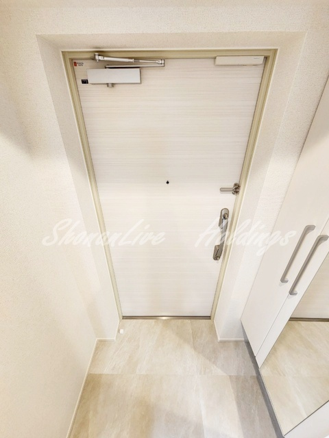 平塚市八千代町の賃貸マンションの玄関|お履き物が多い方にもおすすめ♪