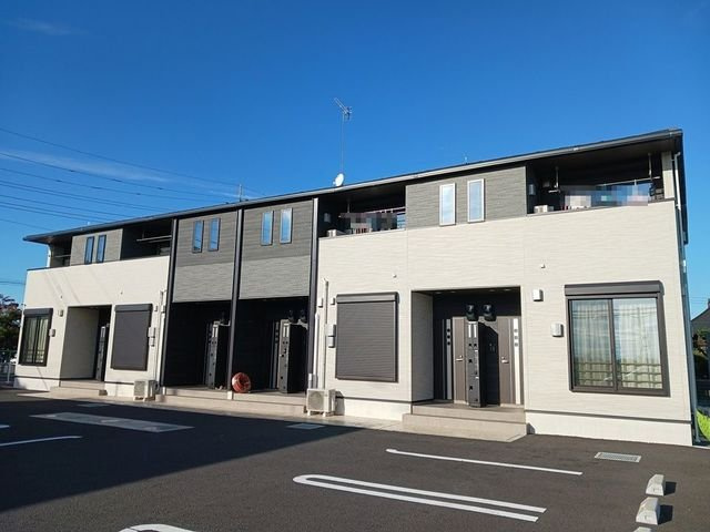 マードレ八番館