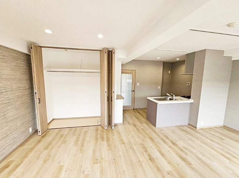 ライオンズマンション淀リバーサイドの居間・リビング