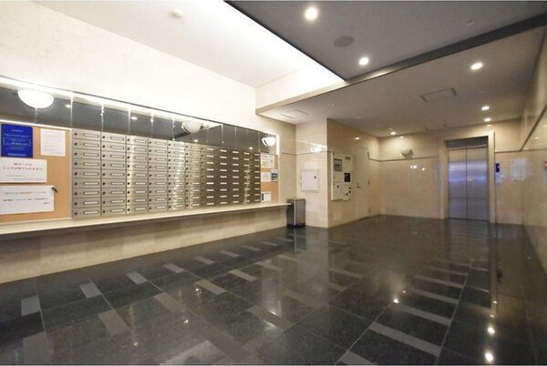 Gramercy Shirakawa Koenのエントランス