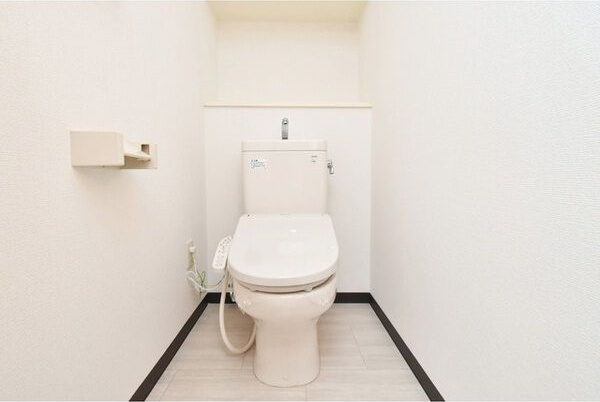 Gramercy Shirakawa Koenのトイレ