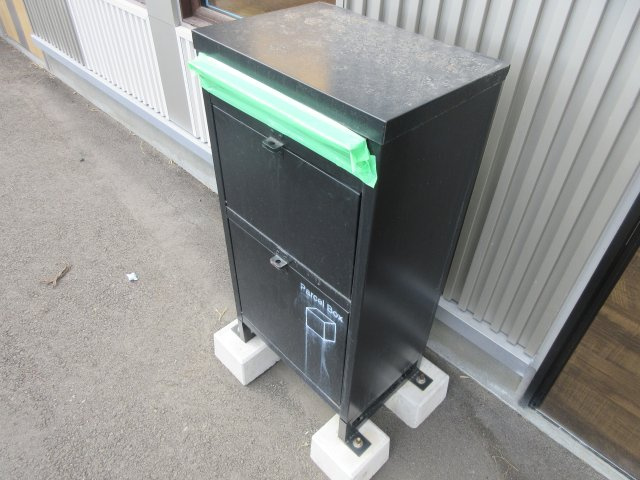 レジデンスマンワⅧの玄関