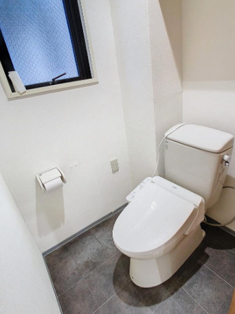 大阪市北区東天満１丁目の店舗事務所のトイレ