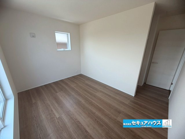 知多市金沢字郷中　全4棟の洋室|【洋室】
◆お子様のお部屋や主寝室、来客時の宿泊室、趣味のお部屋としてもご利用いただけます♪