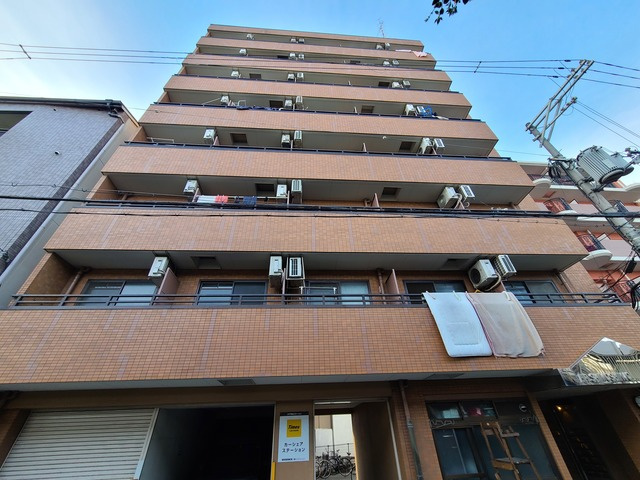 【外観】 | Ｈ・Ｒ下新庄 | シンプルなデザインの外観です