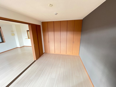 【寝室】 | Bravoure （ブラヴール）