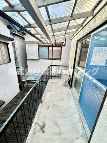 若江本町３丁目一戸建のバルコニー|南面バルコニー